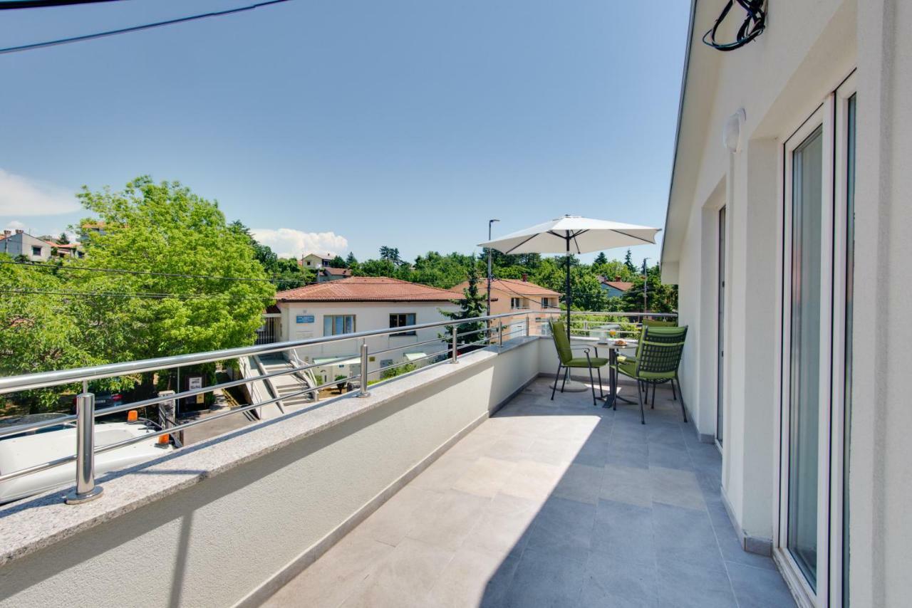 Apartmani Admiral Viskovo Exterior foto